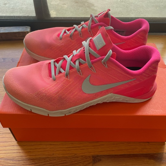 Nike Metcon3 Fade - Sunset Glow (Women’s size US 10.5) - Picture 12 of 13